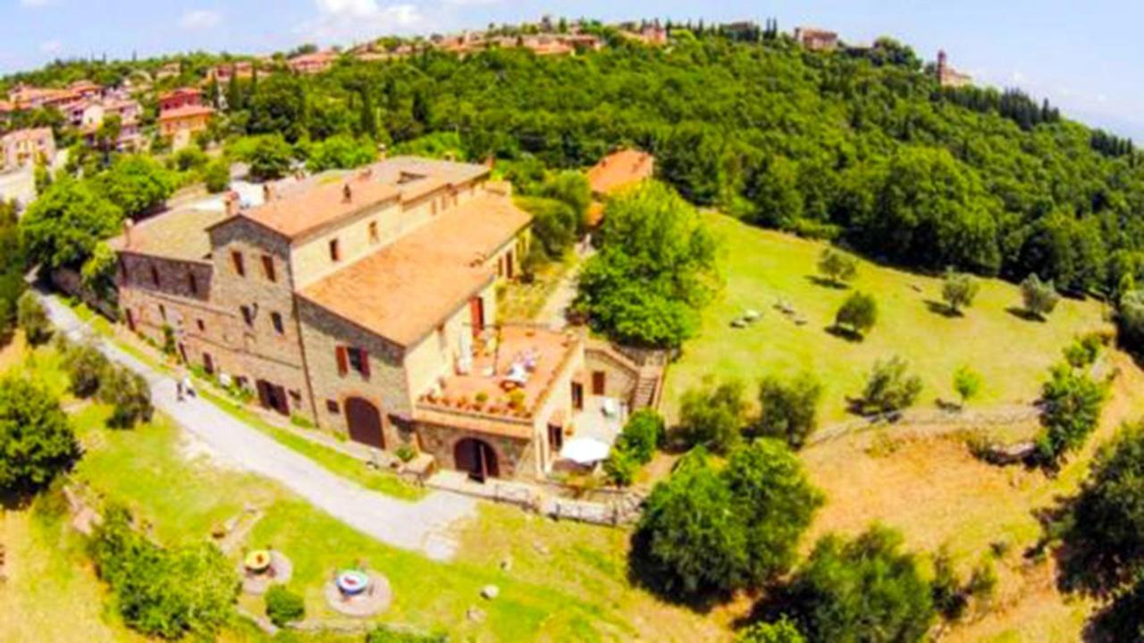B&B Il Glicine Montefollonico Bagian luar foto