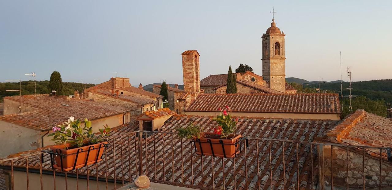 B&B Il Glicine Montefollonico Bagian luar foto